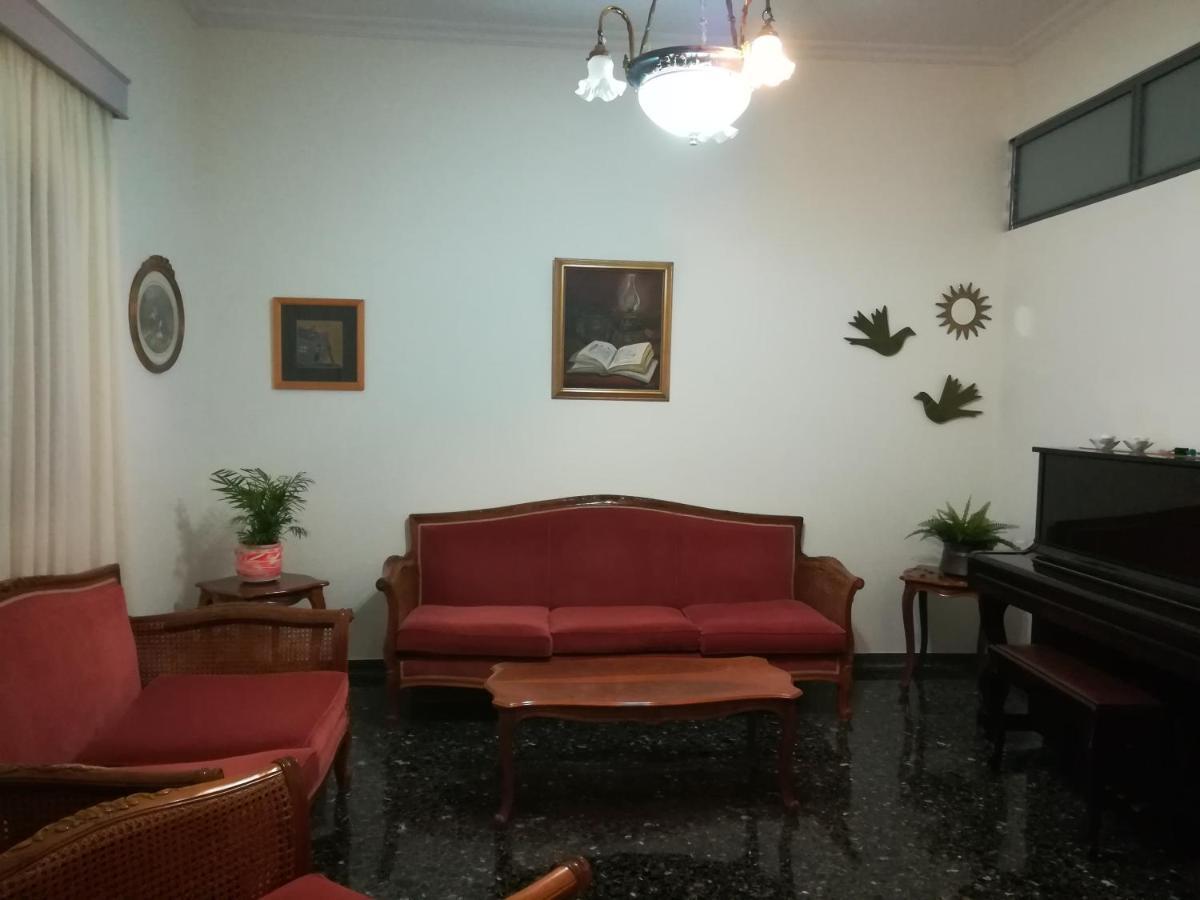 Danesi House Apartment เลโอนีดีออน ภายนอก รูปภาพ